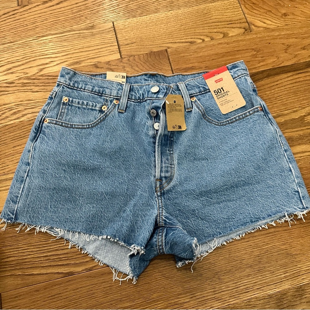NWT 501 Levi’s shorts